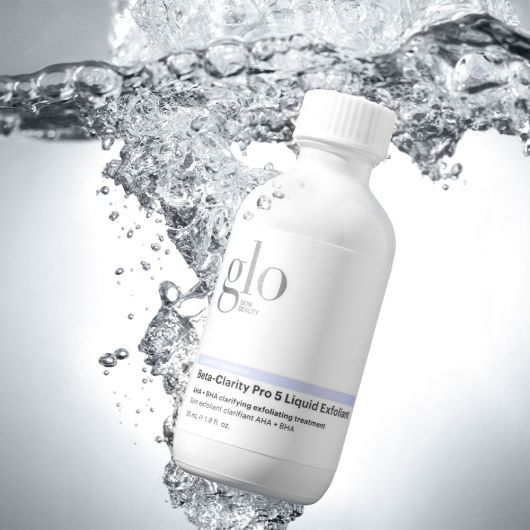 Beta-Clarity Pro 5 Liquid Exfoliant, blemish-fighting treatment with 10% salicylic acid for clear, radiant skin.