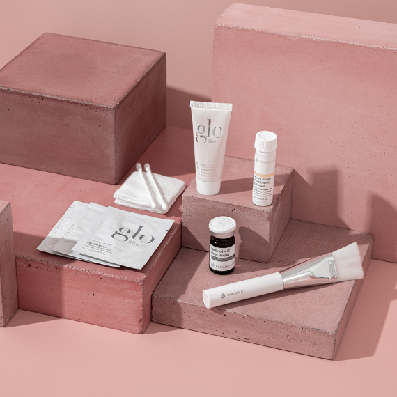 Retinol + C Smoothing Peel in a Box at-home peel kit by Glo Skin Beauty with all included products and accessories